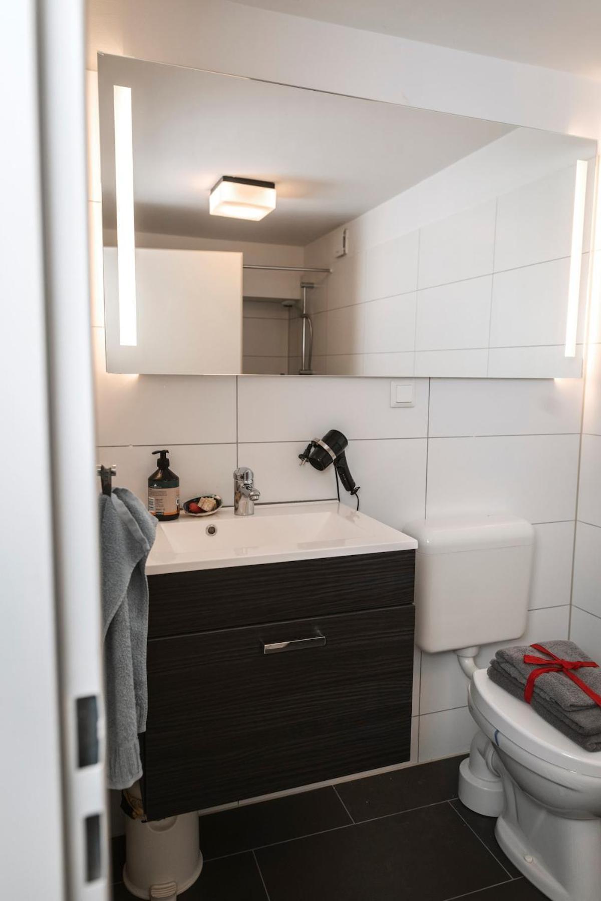 Casa Maxima, Right By Benrath Castle Apartment *